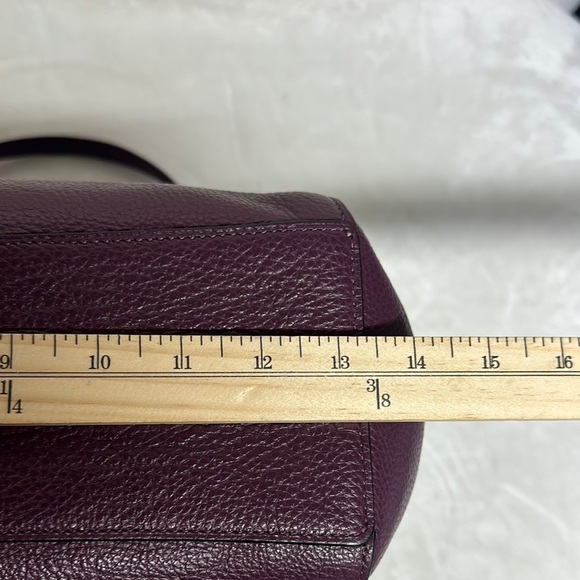 Coach Hallie Shoulder Bag Refined pebble leather Boysenberry Purple / Gold - Picture 8 of 16